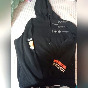 No boundaries Black hoodie large